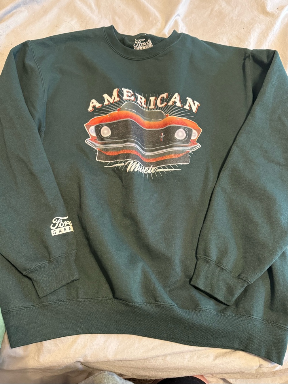 Fords garage American muscle men’s XL sweater